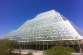 Biosphère 2 : Nomadéis contribue à la création d’un programme de coopération scientifique Biosphère 2 : Nomadéis contribue à la création d’un programme de coopération scientifique